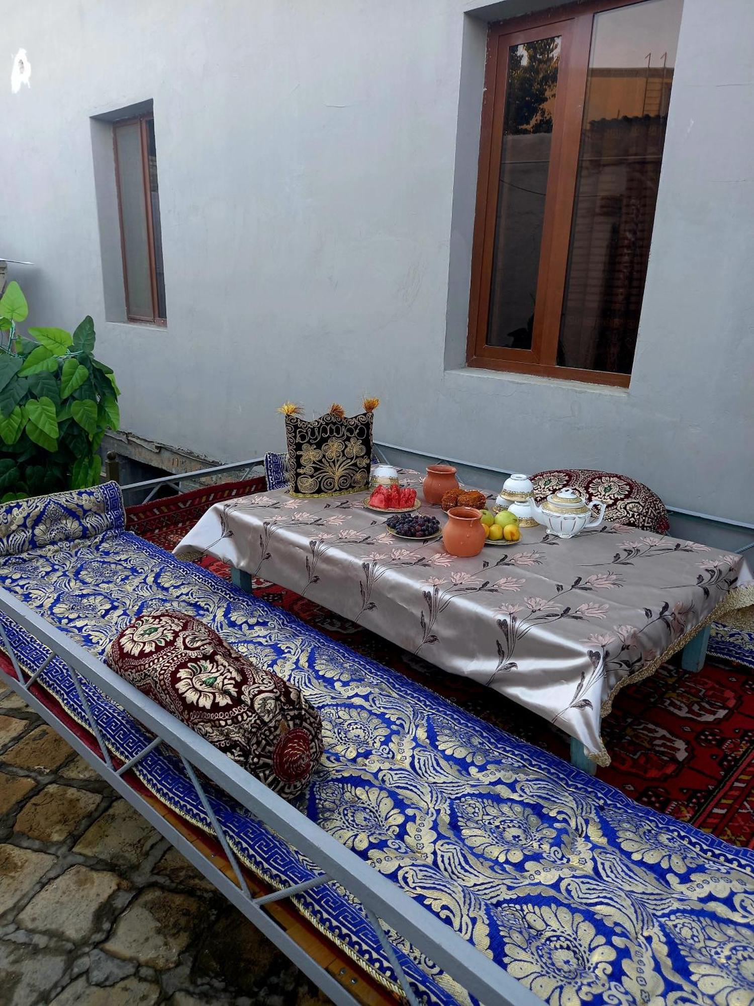 Lion Guest House Бухара Екстер'єр фото